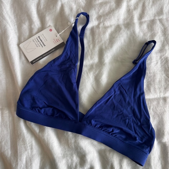 138 🆕💙 Lululemon Nulu Triange Bralette - Larkspur - Picture 7 of 11